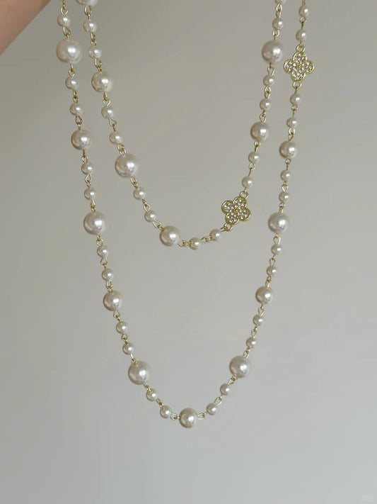 Clover Pearl Necklace