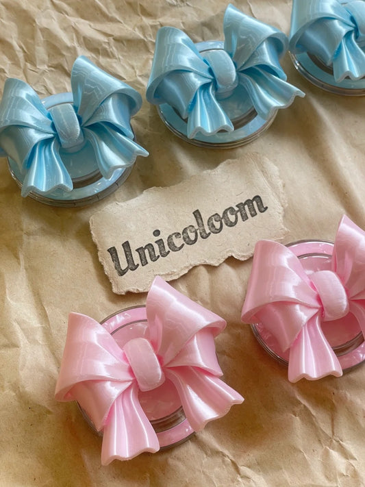 Exclusive 3D printed sculptural bow phone grip with silk-like texture – cute, elegant, one-of-a-kind PopSocket-style aesthetic accessory