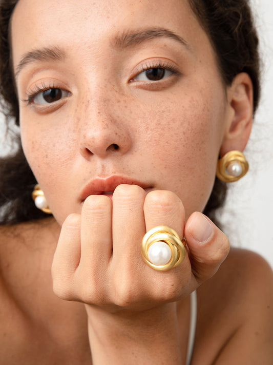 Swirl Pearl Ring