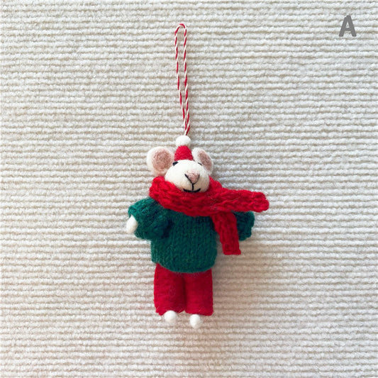 Santa Mouse Charm
