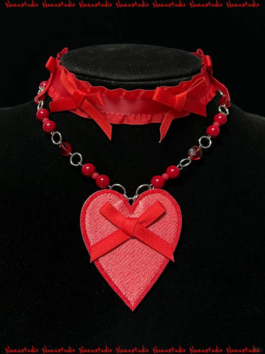 Scarlet Heart Choker