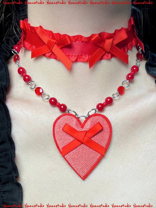 Scarlet Heart Choker