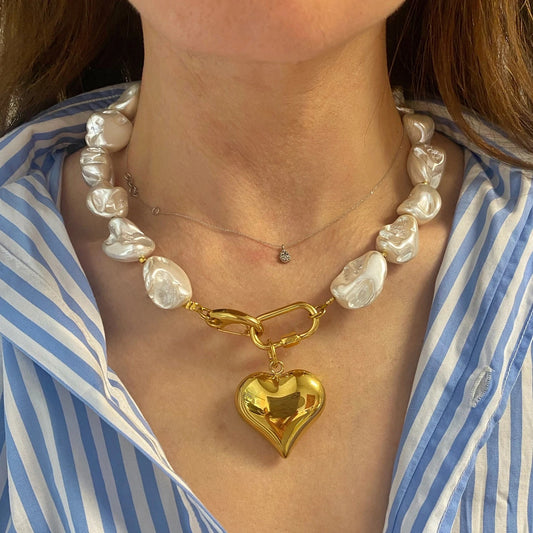 Golden Heart Pearls Necklace
