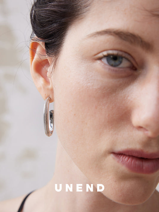 TOWARDS Twist Hoop Earrings