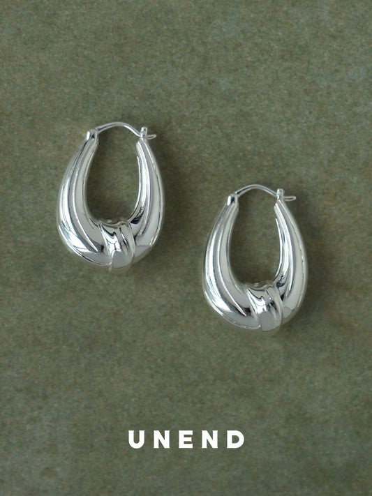 TOWARDS U-Shaped Puffy Hoop Earrings