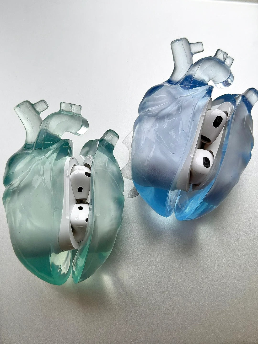 808FC Heart-Shaped AirPods Case - Now Available in Blue and Green!