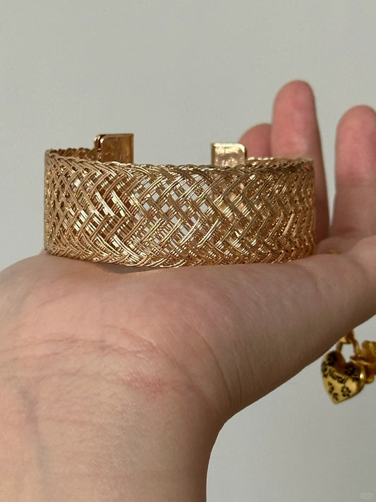 Wire Open Cuff