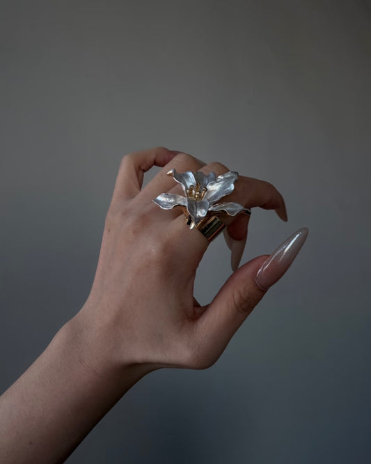 Enamel Tulip Ring