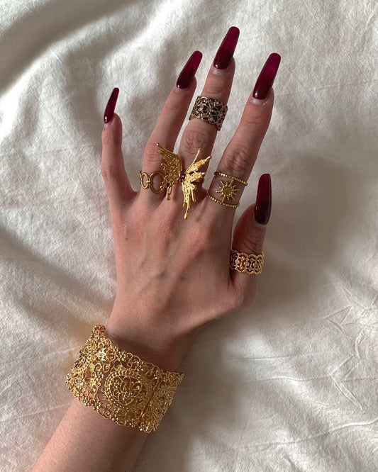Hollow Lace Cuff
