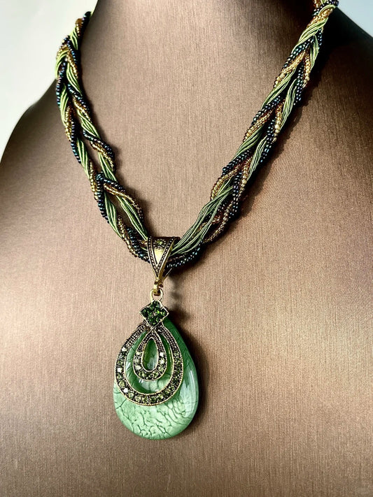 Vine Jade Necklace